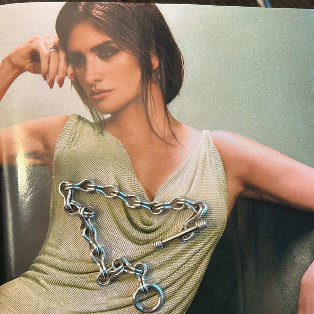 Beautiful vintage  925 sterling silver bracelet